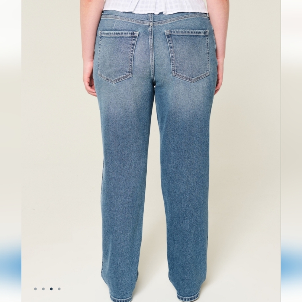 Hollister Women's Straight Leg Jeans - Light Blue - Picture 2 of 6